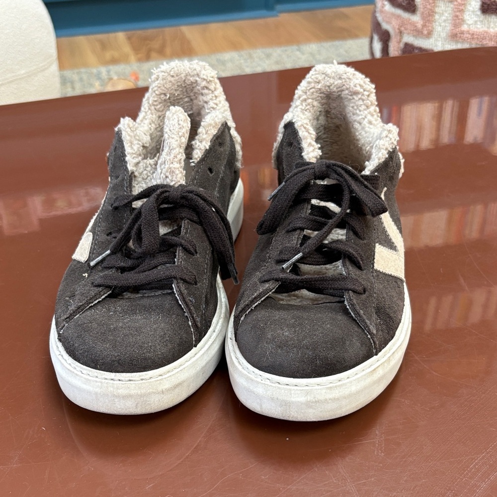 Cozy Black and Cream Women's Sneakers